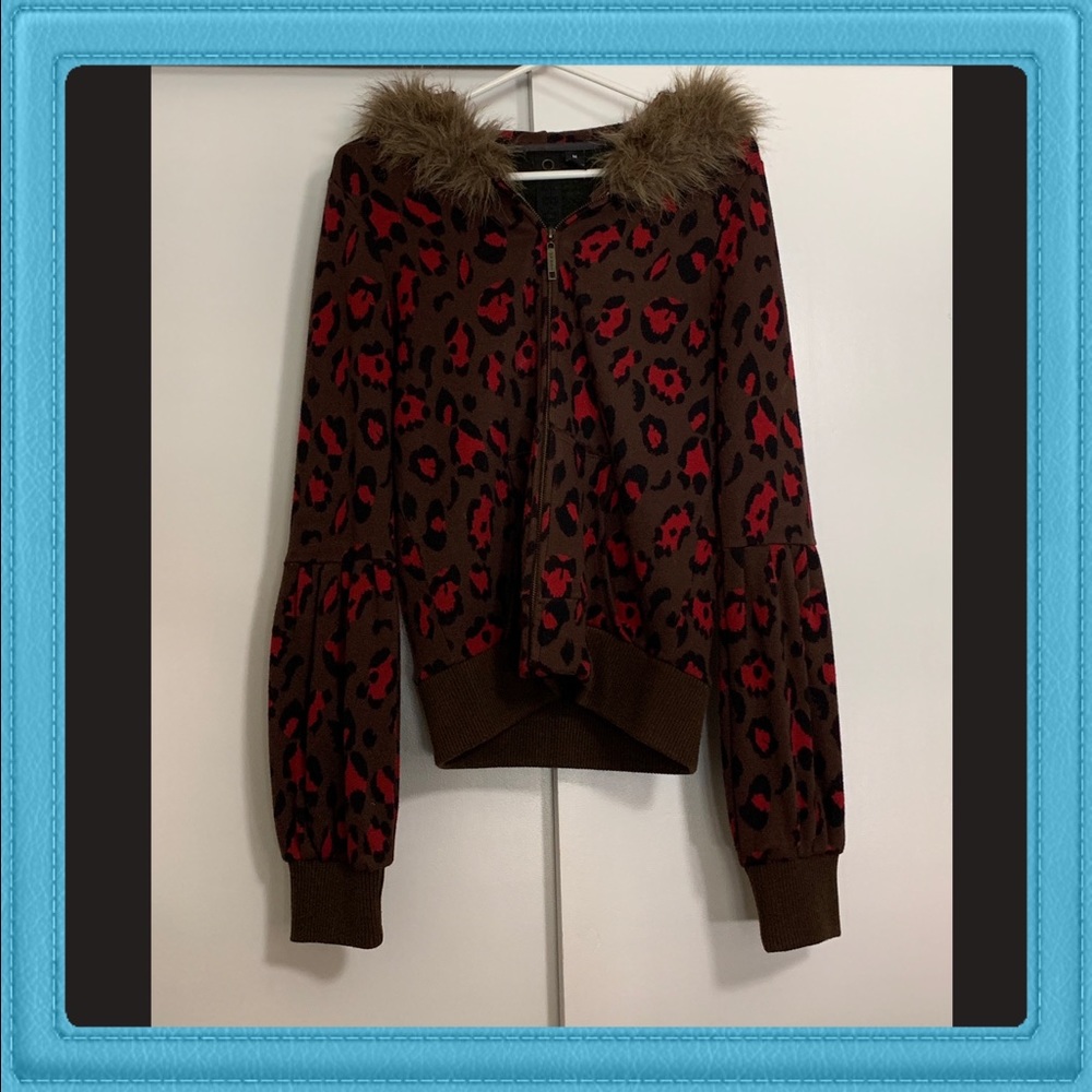 🖤♥️Zip Up Cheetah Print Faux Fur Hoodie♥️🖤